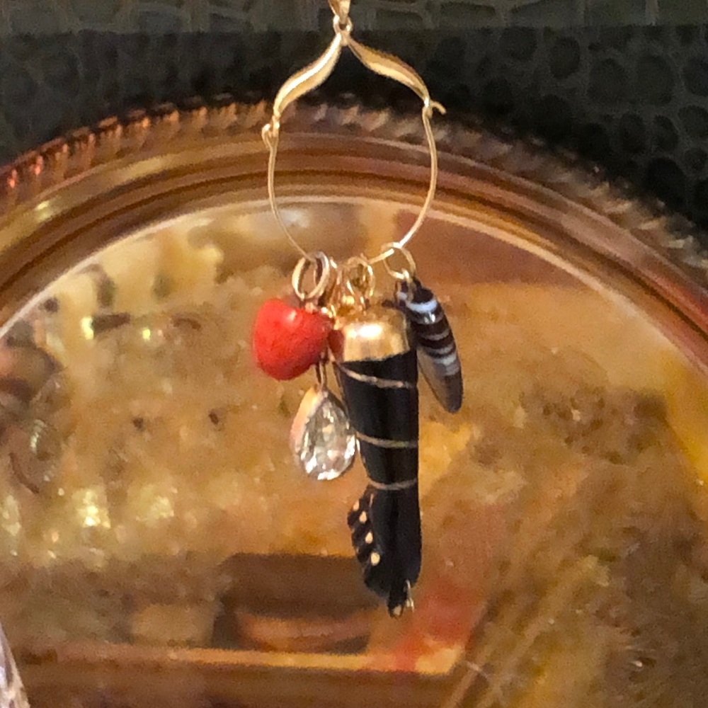 Antique Gold and Black Mano Figa Charm. - Picture 16 of 16